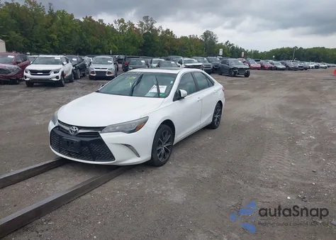 2016 Toyota Camry Xse V6 z USA, uszkodzony, nr VIN 4T1BK1FK0GU571892